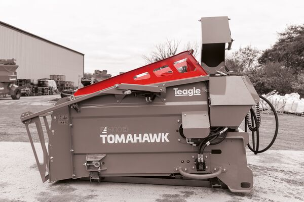 Ścielarka TOMAHAWK z bocznym rozszerzeniem